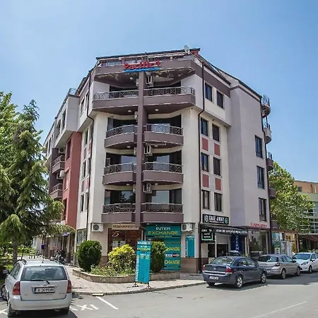 Апартамент Pacific - 1bd. Apt W/ Terrace, 5mins To Beach