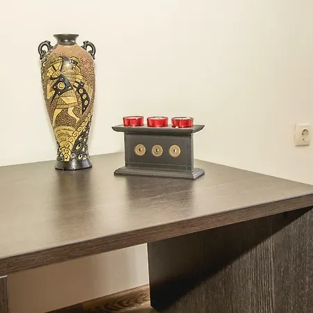 Pacific - 1bd. Apt W/ Terrace, 5mins To Beach Слънчев бряг