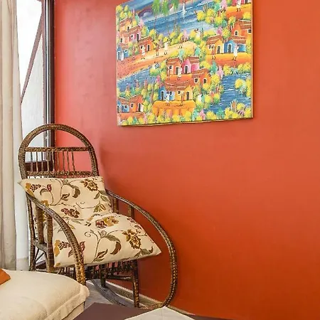 Апартамент Pacific - 1bd. Apt W/ Terrace, 5mins To Beach