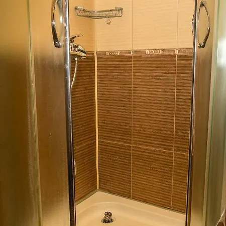 Апартамент Pacific - 1bd. Apt W/ Terrace, 5mins To Beach