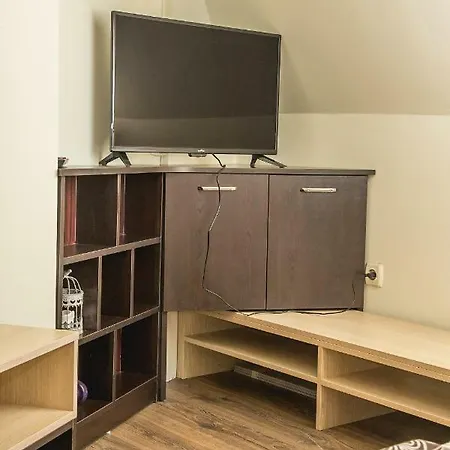 Pacific - 1bd. Apt W/ Terrace, 5mins To Beach Apartment
